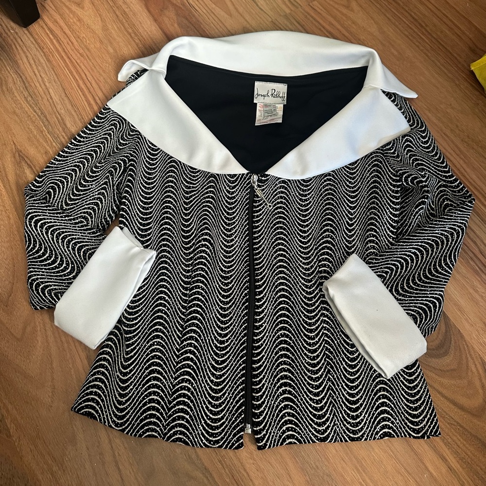 - Joseph Ribkoff | Top - size 6